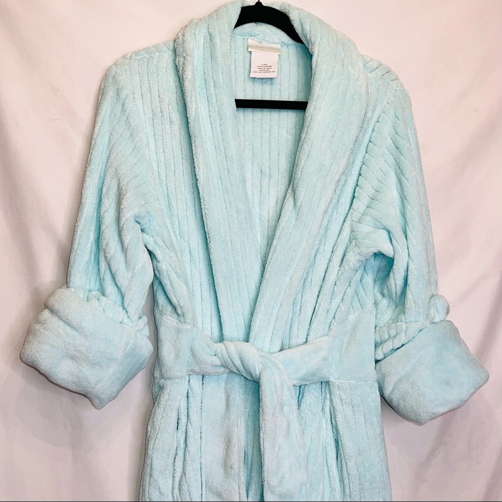 Soft surroundings softest chenille robe New in package - Picture 2 of 6